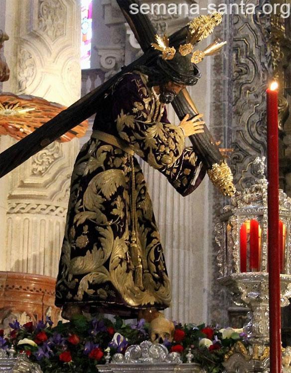 Solemne y devoto Besapiés en honor de Nuestro Padre Jesús de la Pasión